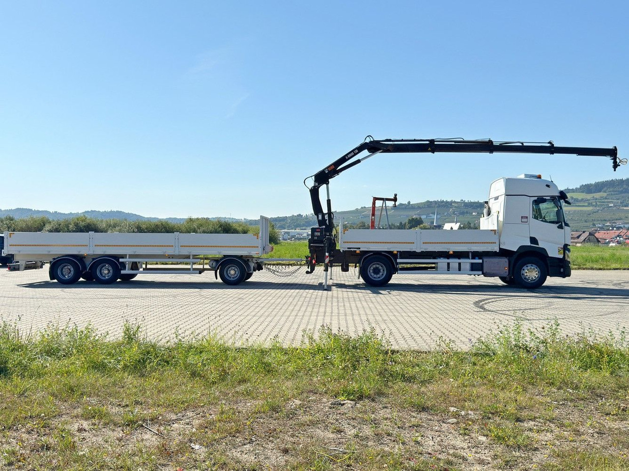 Renault C 440* HIAB X-HIDUO 138 B-3 + FUNK + Anhänger - Camion cu macara: Foto 5 Renault C 440* HIAB X-HIDUO 138 B-3 + FUNK + Anhänger - Camion cu macara: Foto 5