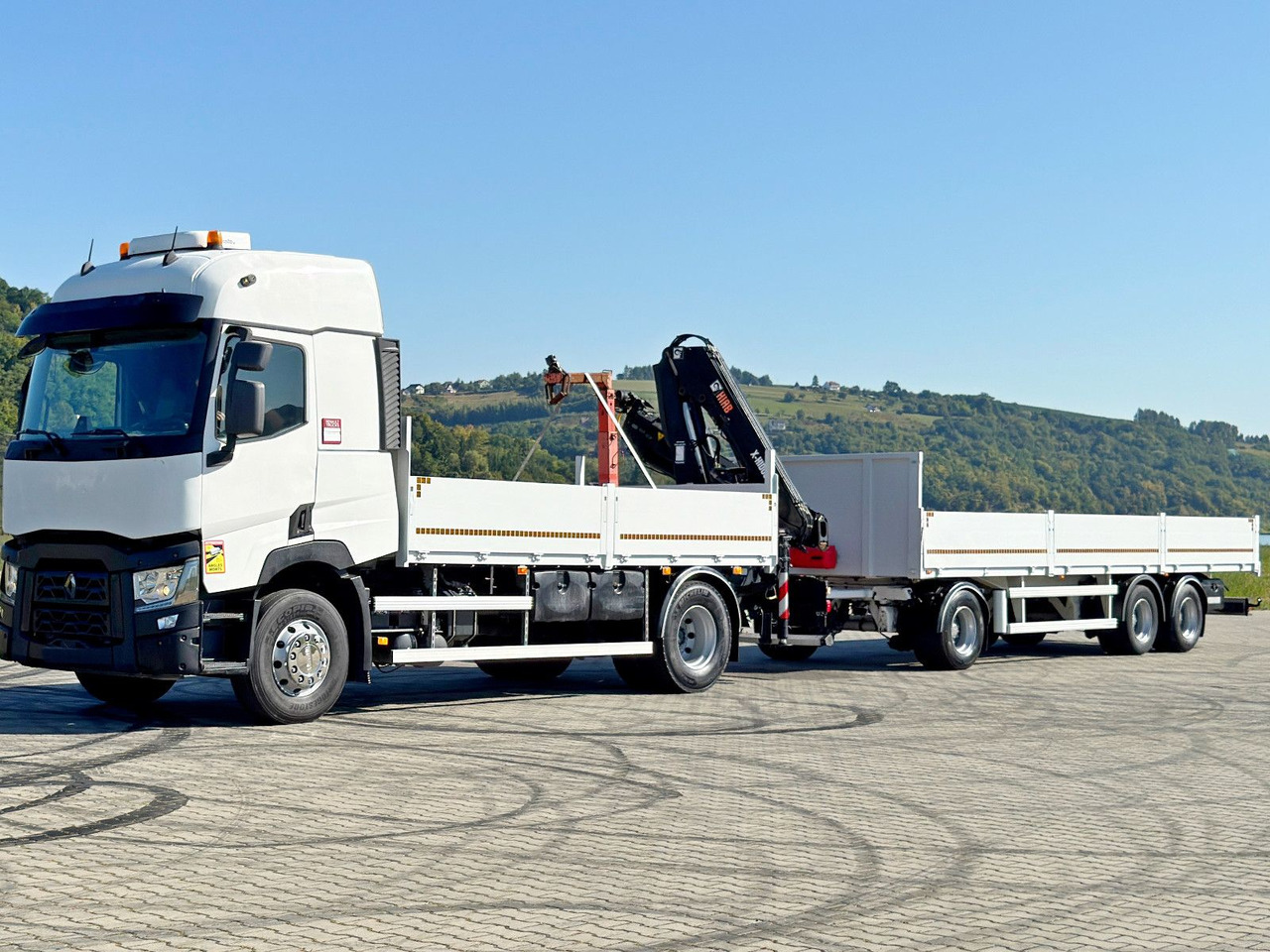 Renault C 440* HIAB X-HIDUO 138 B-3 + FUNK + Anhänger - Camion cu macara: Foto 4 Renault C 440* HIAB X-HIDUO 138 B-3 + FUNK + Anhänger - Camion cu macara: Foto 4