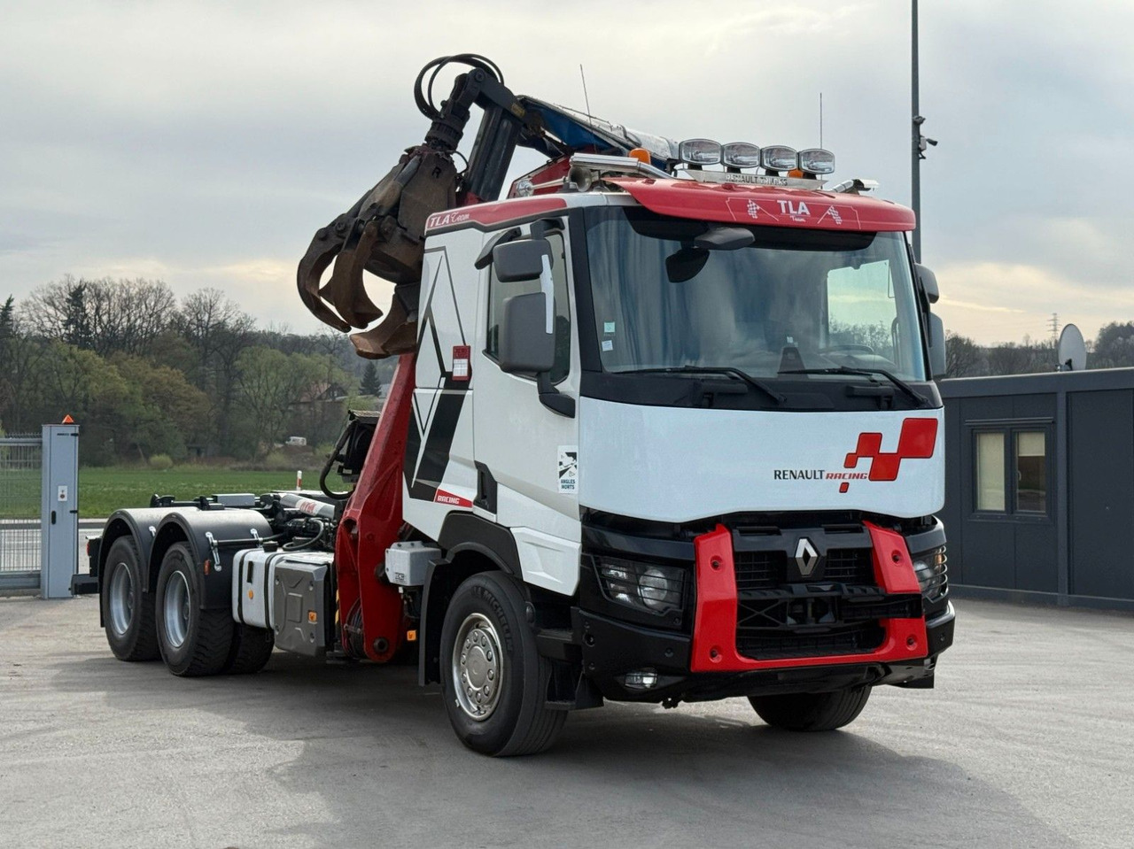 Renault C520 * ABROLLKIPPER 4,80 m * KESLA * 6x4! - Camion cu cârlig, Camion cu macara: Foto 4 Renault C520 * ABROLLKIPPER 4,80 m * KESLA * 6x4! - Camion cu cârlig, Camion cu macara: Foto 4