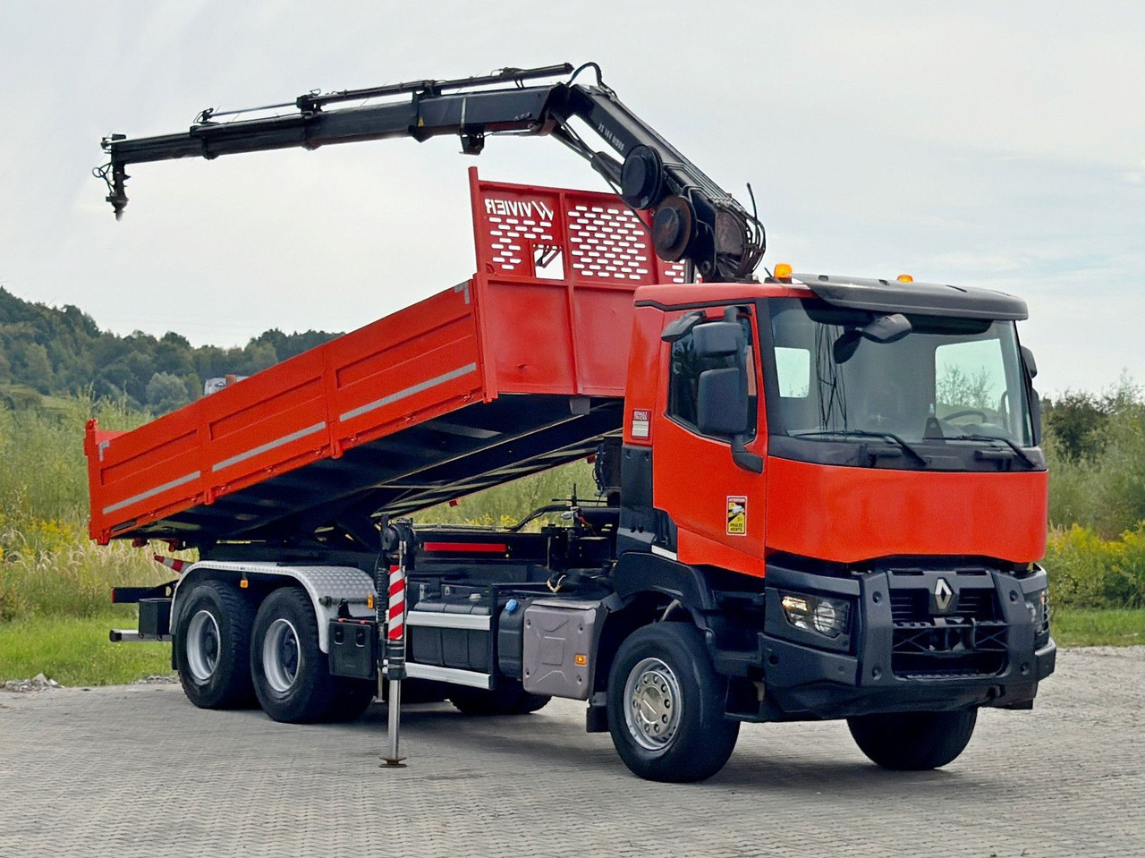 Renault K 380 * HIAB 144 BS - 3 HIDUO + FUNK * 6x4 * TOP - Camion cu macara: Foto 2 Renault K 380 * HIAB 144 BS - 3 HIDUO + FUNK * 6x4 * TOP - Camion cu macara: Foto 2