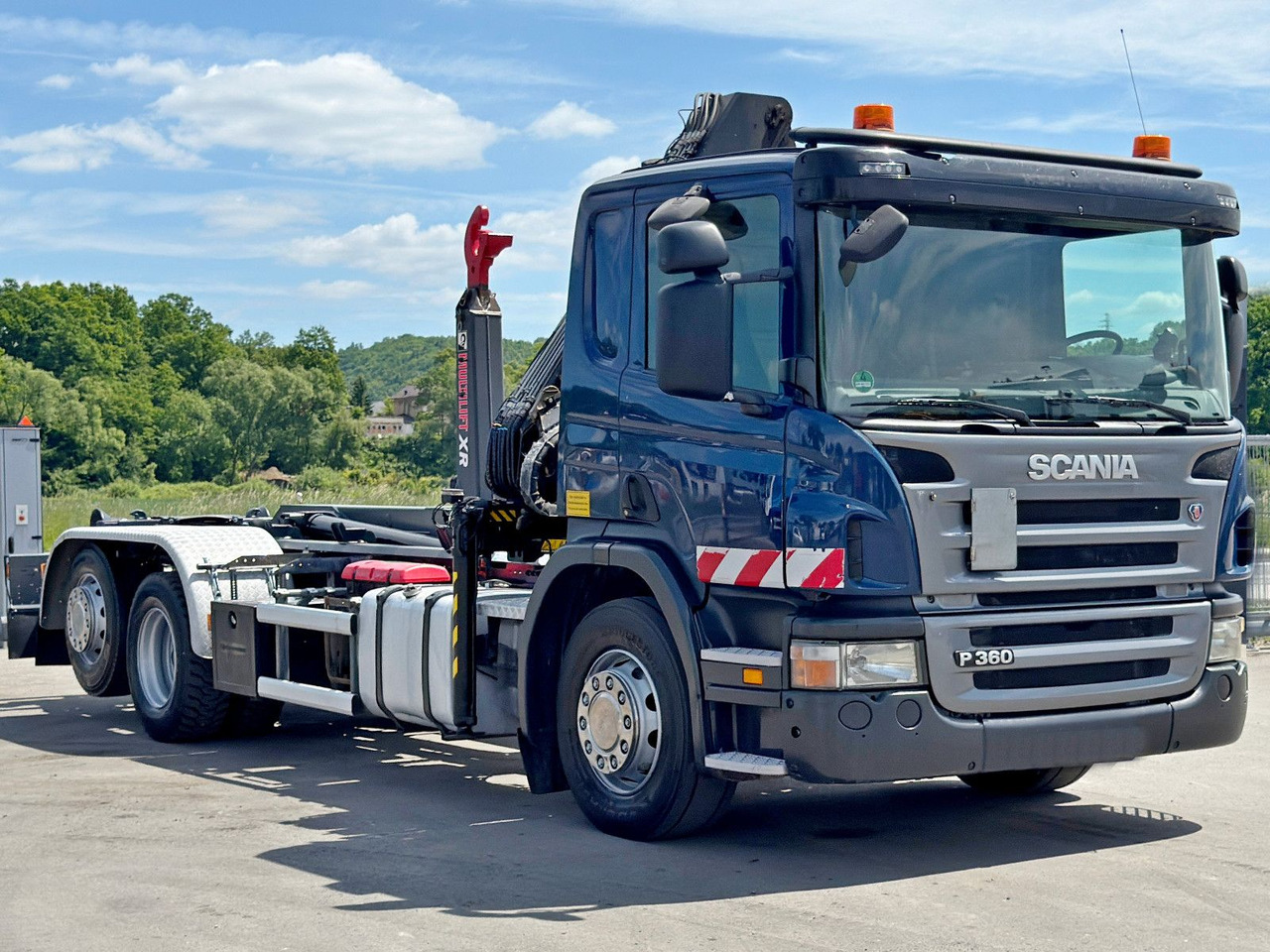 Scania P 360 * ABROLLKIPPER * HIAB 111 BS -2 HIDUO/FUNK - Camion cu cârlig, Camion cu macara: Foto 3 Scania P 360 * ABROLLKIPPER * HIAB 111 BS -2 HIDUO/FUNK - Camion cu cârlig, Camion cu macara: Foto 3