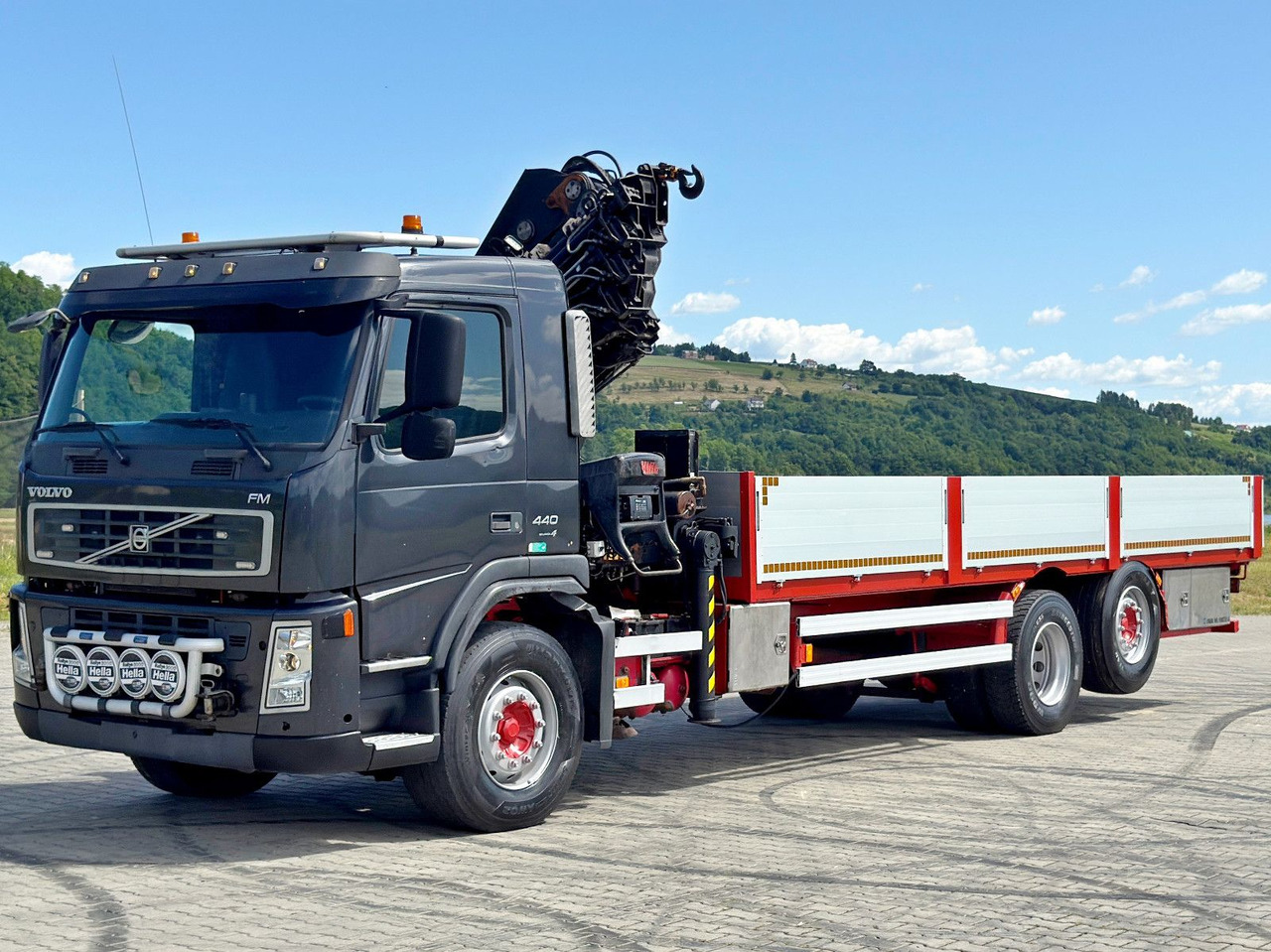 Volvo FM 440 * HIAB 288 E - 8 HIPRO/FUNK * TOPZUSTAND - Camion cu macara: Foto 3 Volvo FM 440 * HIAB 288 E - 8 HIPRO/FUNK * TOPZUSTAND - Camion cu macara: Foto 3