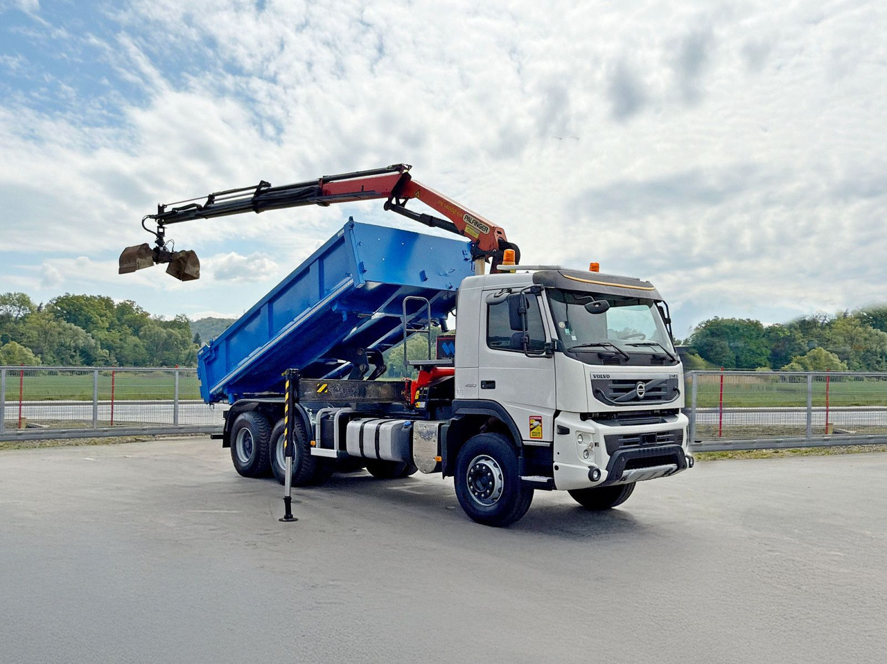 Volvo FMX 450 Kipper 5,15m * PK 14002-EH B * 6x4 * TOP - Camion cu macara: Foto 2 Volvo FMX 450 Kipper 5,15m * PK 14002-EH B * 6x4 * TOP - Camion cu macara: Foto 2