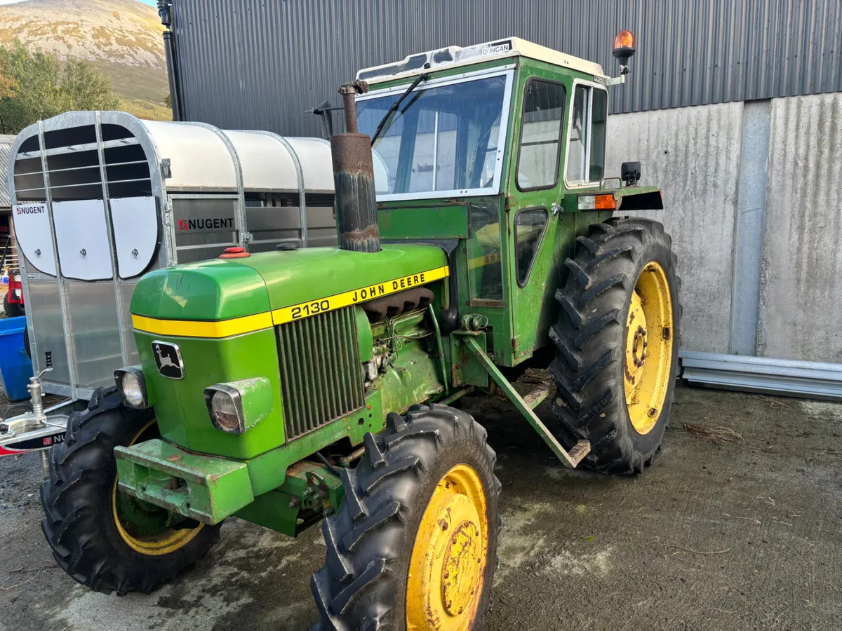 John Deere 2130 4WD - Tractor agricol: Foto 4 John Deere 2130 4WD - Tractor agricol: Foto 4