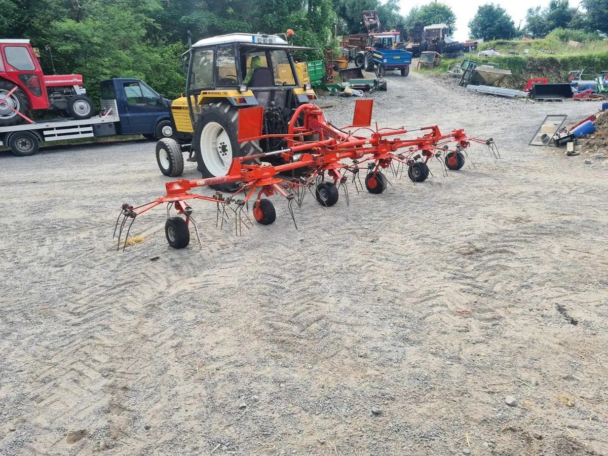 Sip Spider 680 Tedder - Maşină de întors fânul: Foto 5 Sip Spider 680 Tedder - Maşină de întors fânul: Foto 5