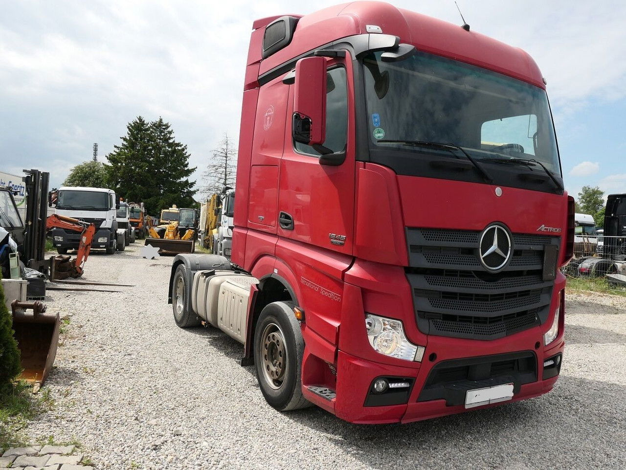 Mercedes-Benz Actros 1845  - Cap tractor: Foto 1 Mercedes-Benz Actros 1845  - Cap tractor: Foto 1