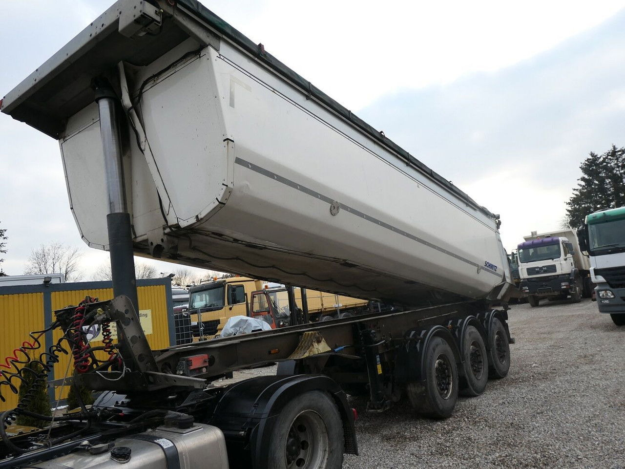 Schmitz Cargobull SGF S3 - Semiremorcă basculantă: Foto 5 Schmitz Cargobull SGF S3 - Semiremorcă basculantă: Foto 5