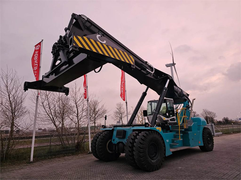 KONECRANES SMV 4632 TC5 - Reach stacker: Foto 4 KONECRANES SMV 4632 TC5 - Reach stacker: Foto 4