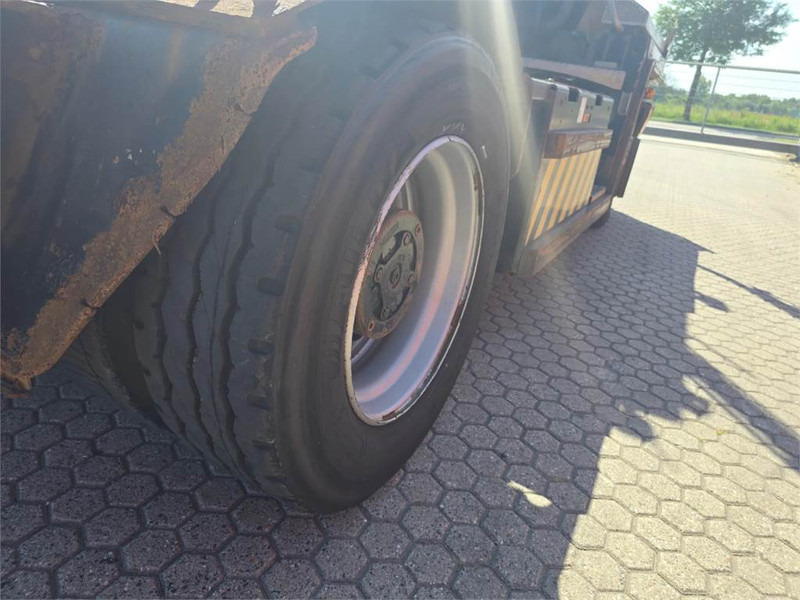 Leasing de Terberg RT223 4x4 Terberg RT223 4x4: Foto 14 Leasing de Terberg RT223 4x4 Terberg RT223 4x4: Foto 14