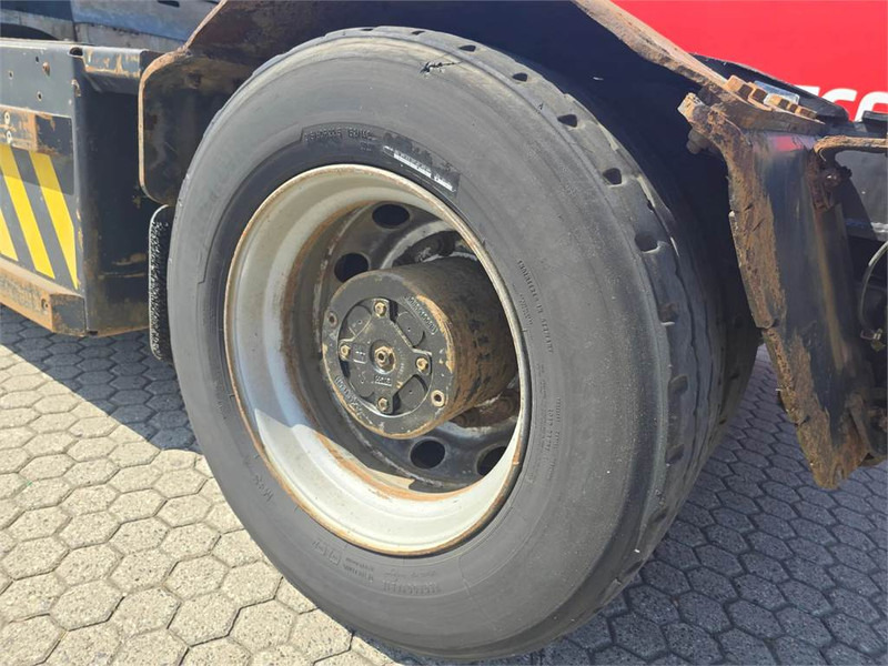 Leasing de Terberg RT223 4x4 Terberg RT223 4x4: Foto 13 Leasing de Terberg RT223 4x4 Terberg RT223 4x4: Foto 13