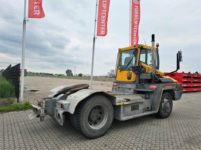 Terberg RT282 4x4 - Tractor terminal: Foto 5 Terberg RT282 4x4 - Tractor terminal: Foto 5