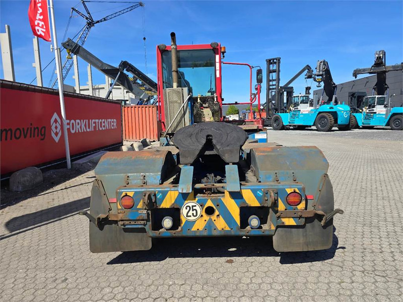Terberg YT222 - Tractor terminal: Foto 5 Terberg YT222 - Tractor terminal: Foto 5