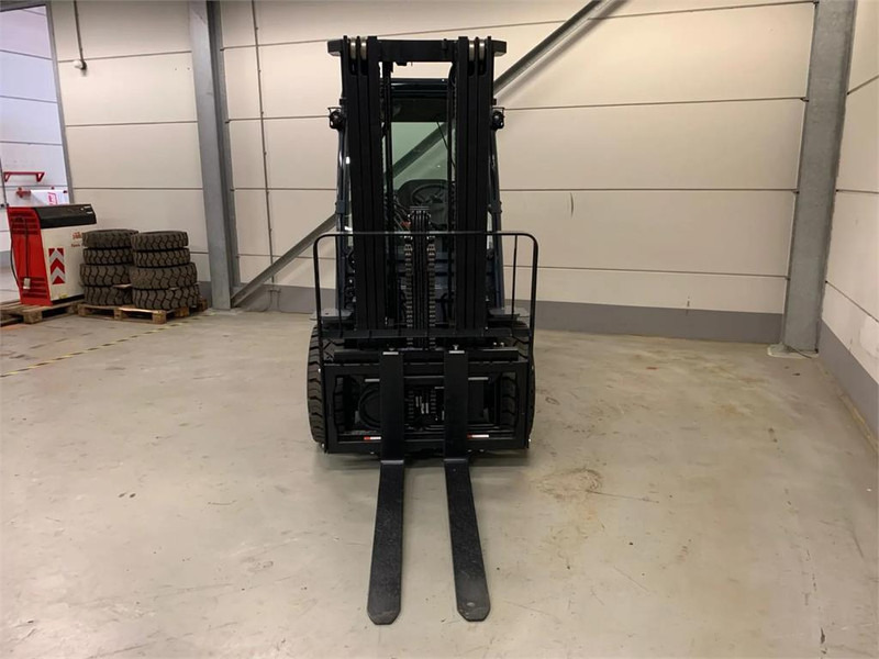 Toyota 02-8FGJF35 - Stivuitor GPL: Foto 5 Toyota 02-8FGJF35 - Stivuitor GPL: Foto 5