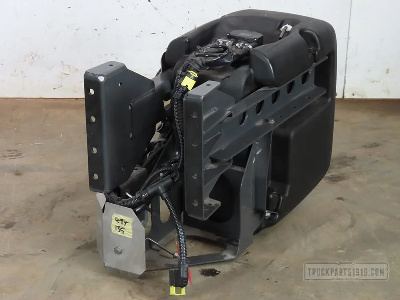 DAF Exhaust System AdBlue tank 25L DAF. - Rezervor pentru AdBlue pentru Camion: Foto 2 DAF Exhaust System AdBlue tank 25L DAF. - Rezervor pentru AdBlue pentru Camion: Foto 2