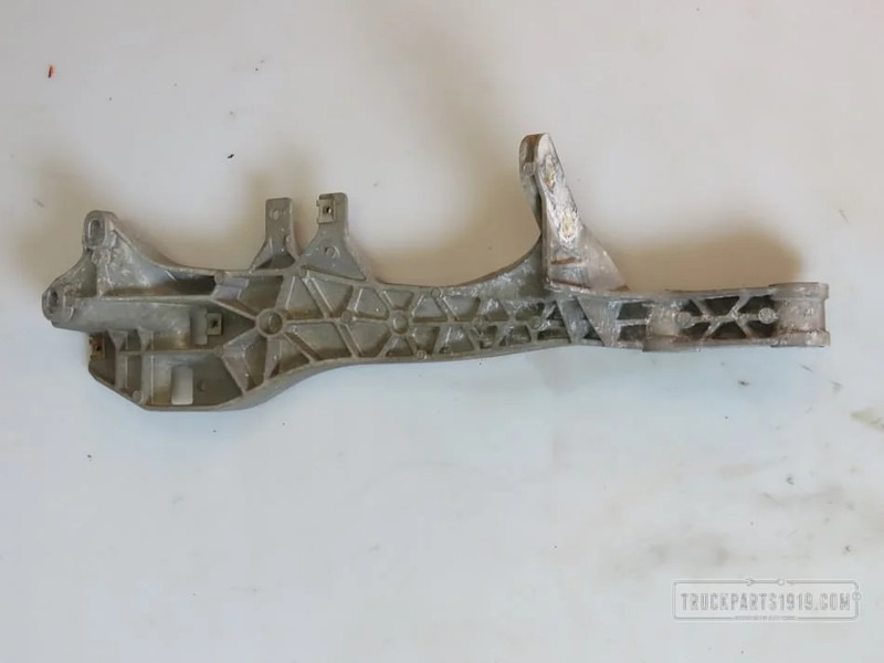 Mercedes-Benz Body & Chassis Parts Bumpersteun Li. MB MP4 - Colțul barei de protecție pentru Camion: Foto 1 Mercedes-Benz Body & Chassis Parts Bumpersteun Li. MB MP4 - Colțul barei de protecție pentru Camion: Foto 1