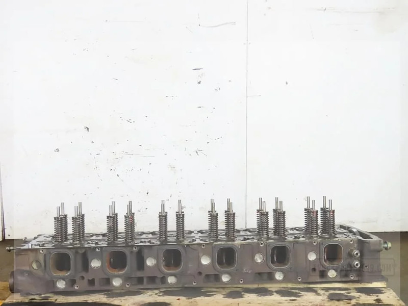 Mercedes-Benz Engines & Parts Cilinderkop MB OM471 - Chiulasă pentru Camion: Foto 3 Mercedes-Benz Engines & Parts Cilinderkop MB OM471 - Chiulasă pentru Camion: Foto 3