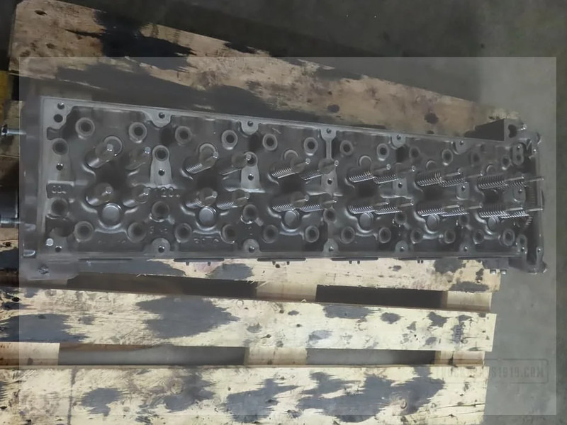 Mercedes-Benz Engines & Parts Cilinderkop MB OM471 - Chiulasă pentru Camion: Foto 4 Mercedes-Benz Engines & Parts Cilinderkop MB OM471 - Chiulasă pentru Camion: Foto 4