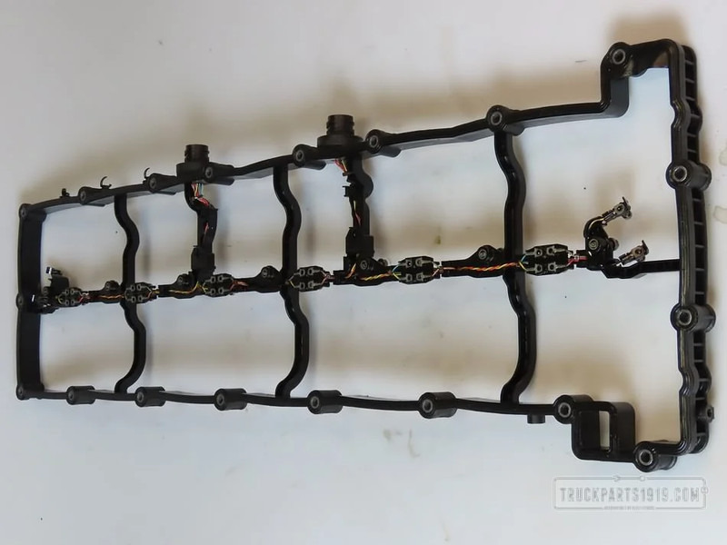 Mercedes-Benz Engines & Parts Verstevigingsframe MB OM471 - Chiulasă pentru Camion: Foto 2 Mercedes-Benz Engines & Parts Verstevigingsframe MB OM471 - Chiulasă pentru Camion: Foto 2