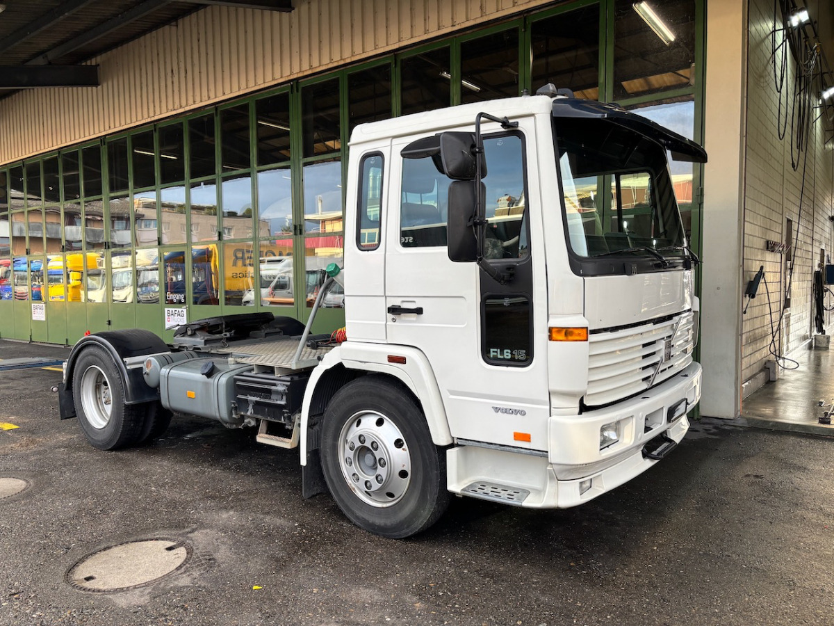 VOLVO FL6H615 - Cap tractor: Foto 1 VOLVO FL6H615 - Cap tractor: Foto 1