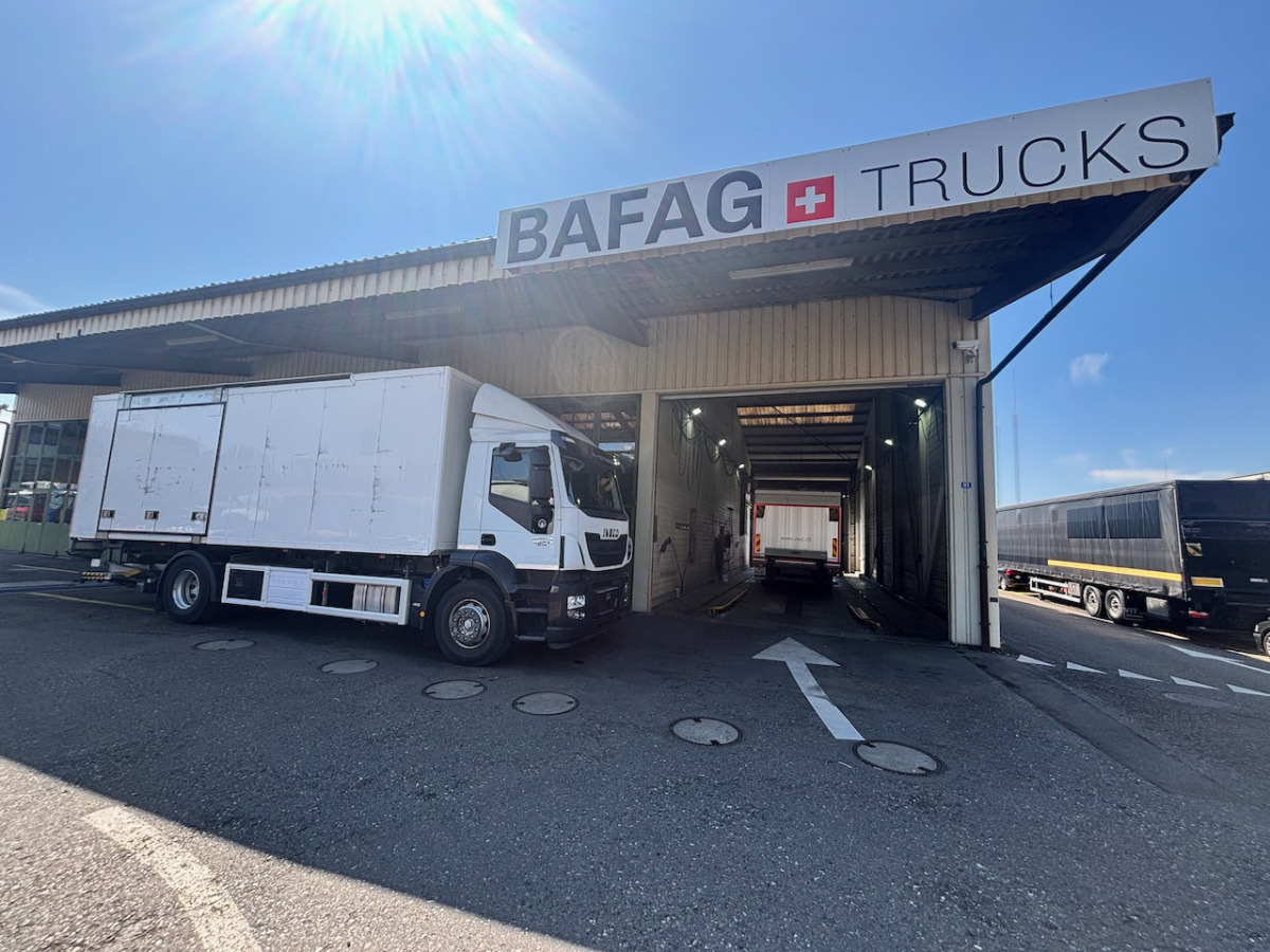 IVECO 190S42 Stralis - Camion frigider: Foto 2 IVECO 190S42 Stralis - Camion frigider: Foto 2