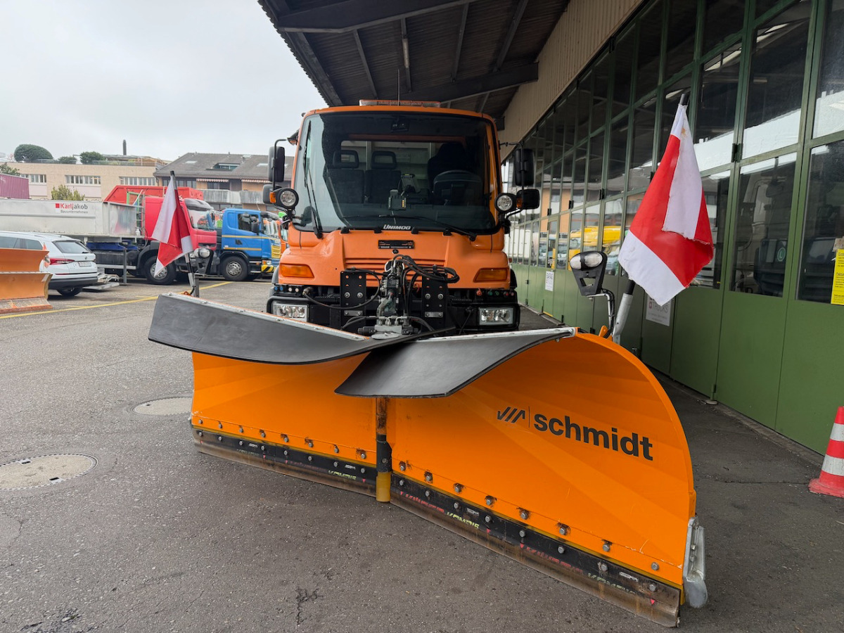 UNIMOG U300 - Maşina comunala: Foto 4 UNIMOG U300 - Maşina comunala: Foto 4