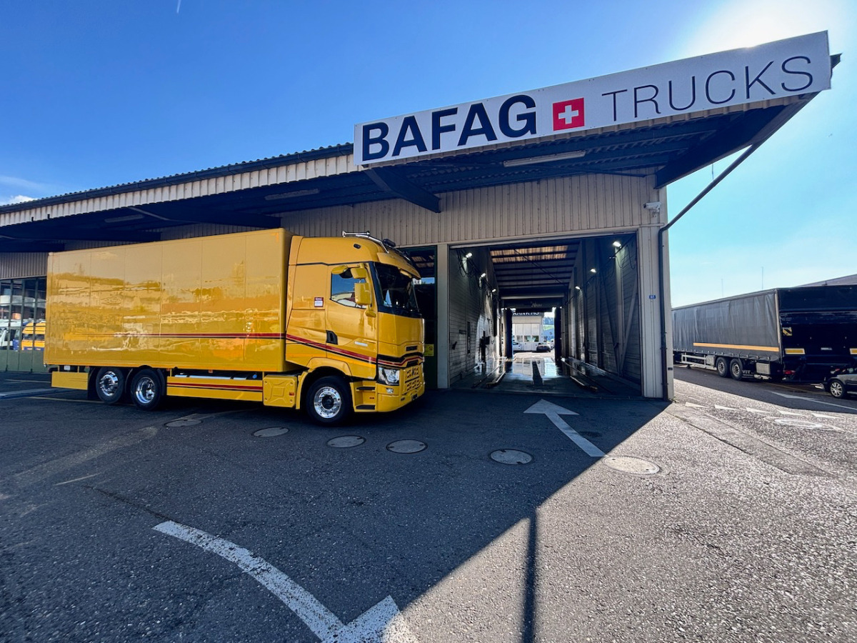 RENAULT T520 - Camion furgon: Foto 2 RENAULT T520 - Camion furgon: Foto 2