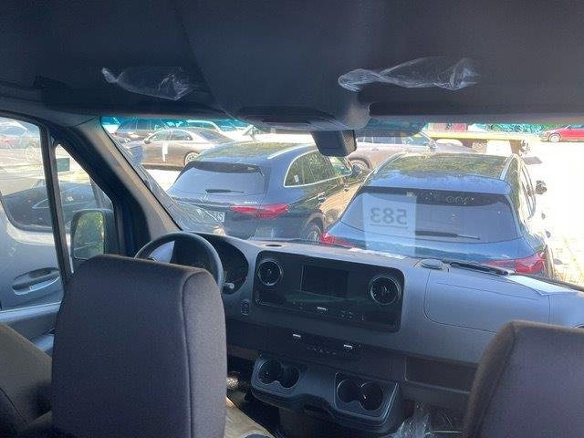 Mercedes-Benz Sprinter 317 L3H2 6-Sitzer - Dubă, Autoutilitară cabină dublă: Foto 3 Mercedes-Benz Sprinter 317 L3H2 6-Sitzer - Dubă, Autoutilitară cabină dublă: Foto 3