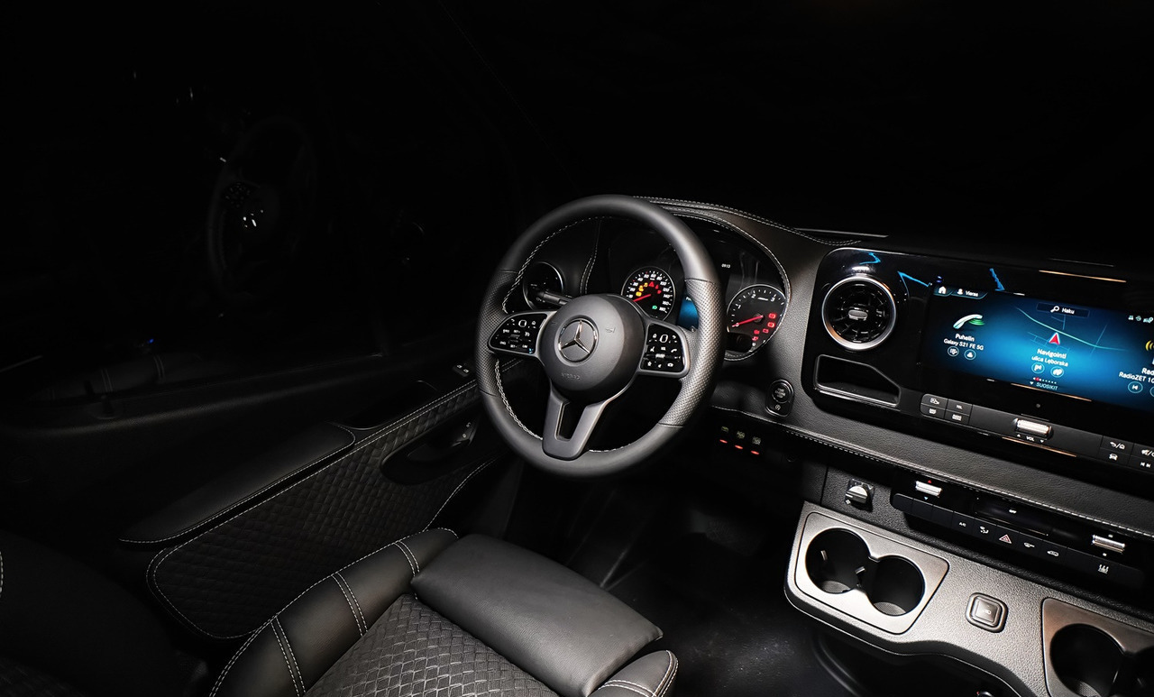 Mercedes Sprinter 319 Busconcept L3H2 9-Sitze - Microbuz, Transport persoane: Foto 4 Mercedes Sprinter 319 Busconcept L3H2 9-Sitze - Microbuz, Transport persoane: Foto 4