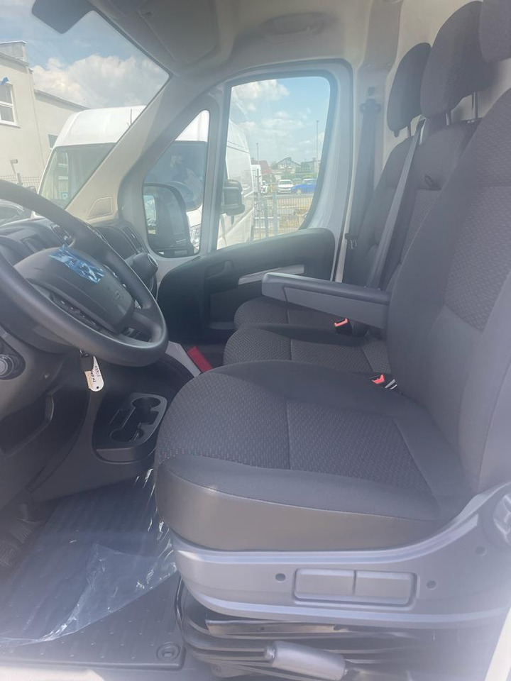 Opel Movano 165 L3H2 - Dubă: Foto 4 Opel Movano 165 L3H2 - Dubă: Foto 4