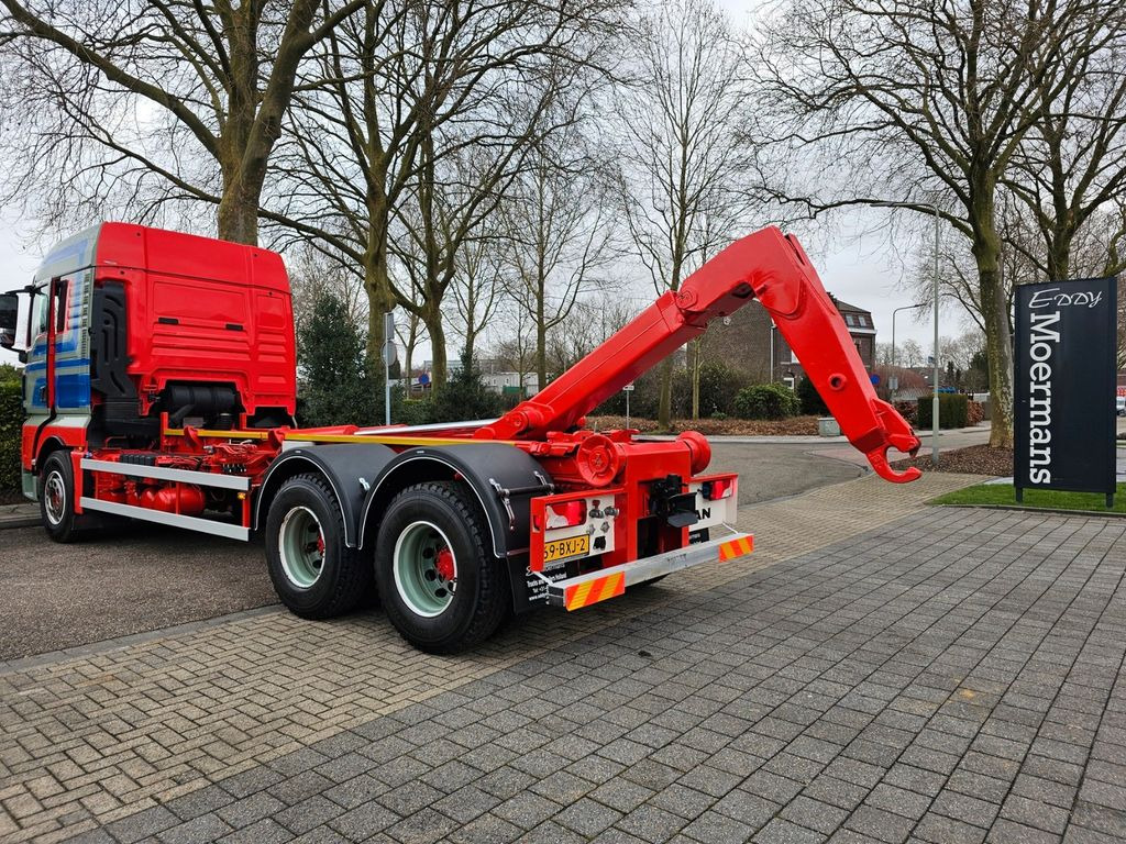 MAN TGX 26.560 XLX 6x4 Abrollkipper - Camion cu cârlig: Foto 5 MAN TGX 26.560 XLX 6x4 Abrollkipper - Camion cu cârlig: Foto 5