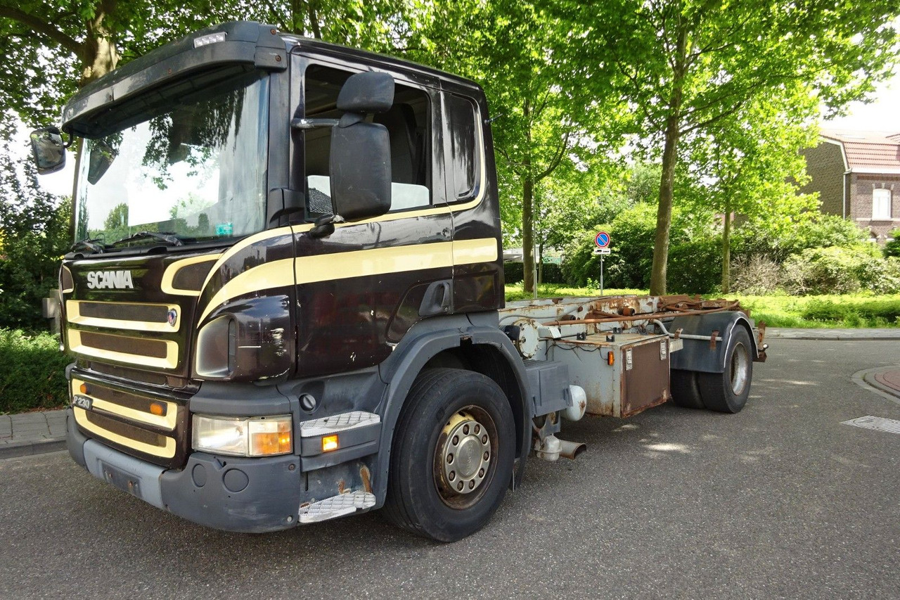 Scania P230 Cp16 - Camion cu cârlig: Foto 3 Scania P230 Cp16 - Camion cu cârlig: Foto 3