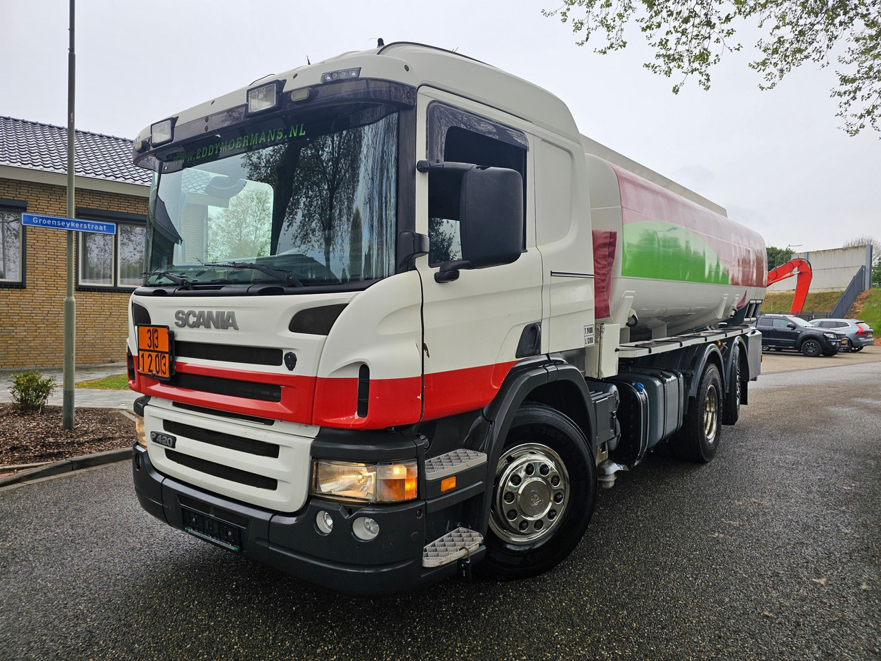 Scania P420 Cp 19 6x2*4 - Camion cisternă: Foto 3 Scania P420 Cp 19 6x2*4 - Camion cisternă: Foto 3