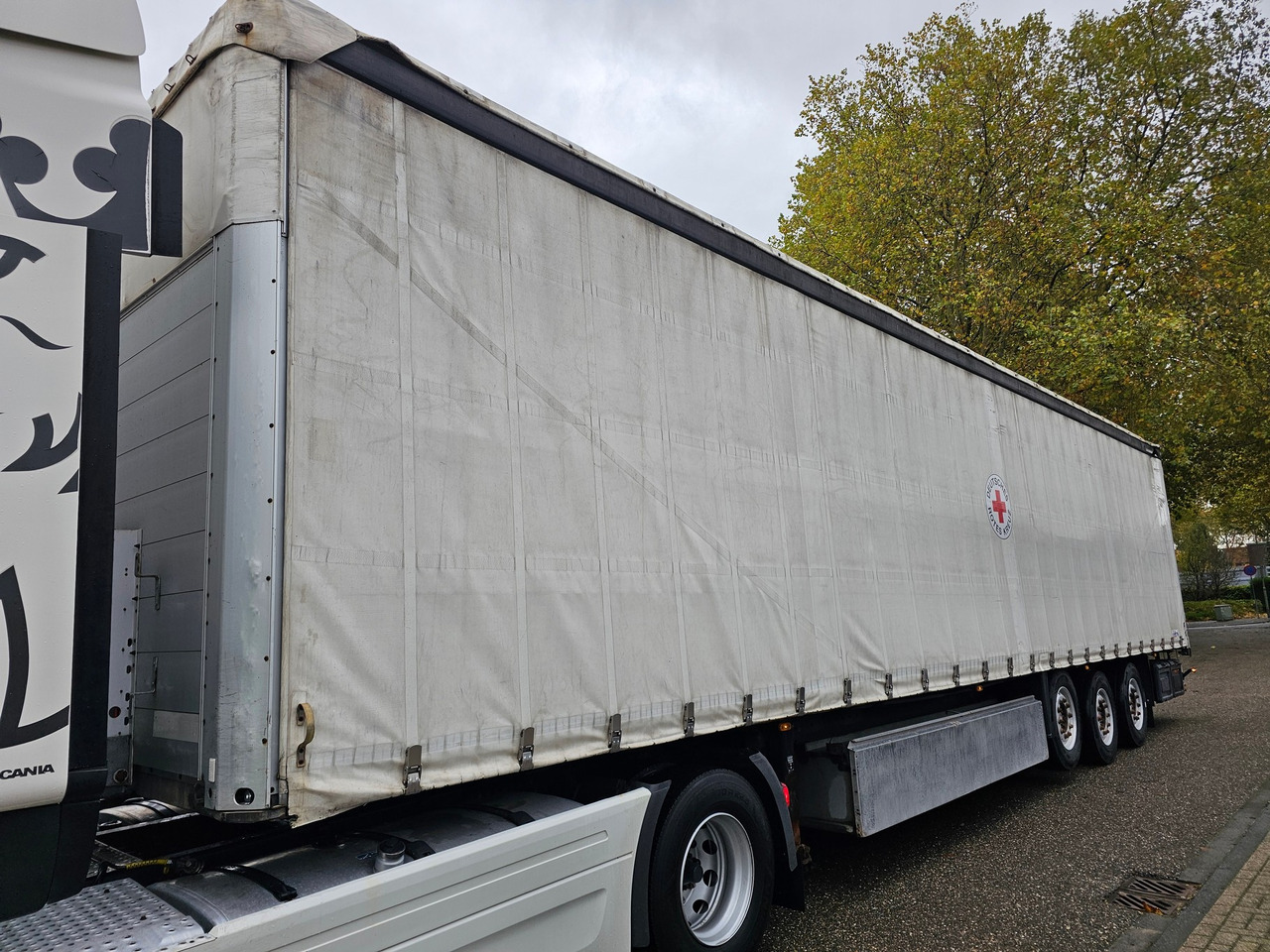 Schmitz S01 With New Tyres - Semiremorcă prelată: Foto 4 Schmitz S01 With New Tyres - Semiremorcă prelată: Foto 4