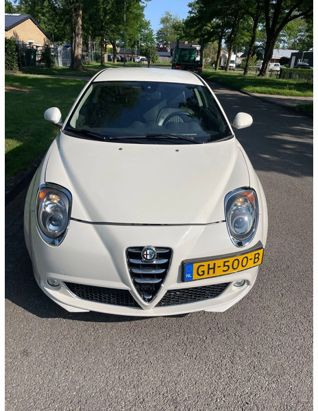 Alfa Romeo MiTo ALFA MITO Diesel ZEER MOOI - Hatchback: Foto 2 Alfa Romeo MiTo ALFA MITO Diesel ZEER MOOI - Hatchback: Foto 2