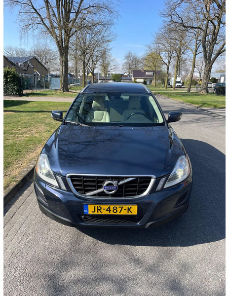 Volvo XC60 XC60 DZ88/DZ8850 5 Cilinder Euro 5 - Hatchback: Foto 2 Volvo XC60 XC60 DZ88/DZ8850 5 Cilinder Euro 5 - Hatchback: Foto 2