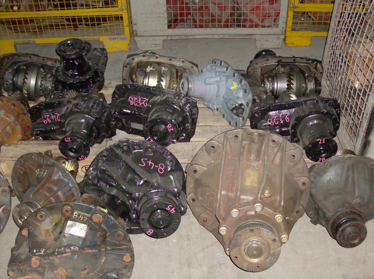 FINAL DRIVE MERCEDES, MAN - Punte şi piese: Foto 4 FINAL DRIVE MERCEDES, MAN - Punte şi piese: Foto 4