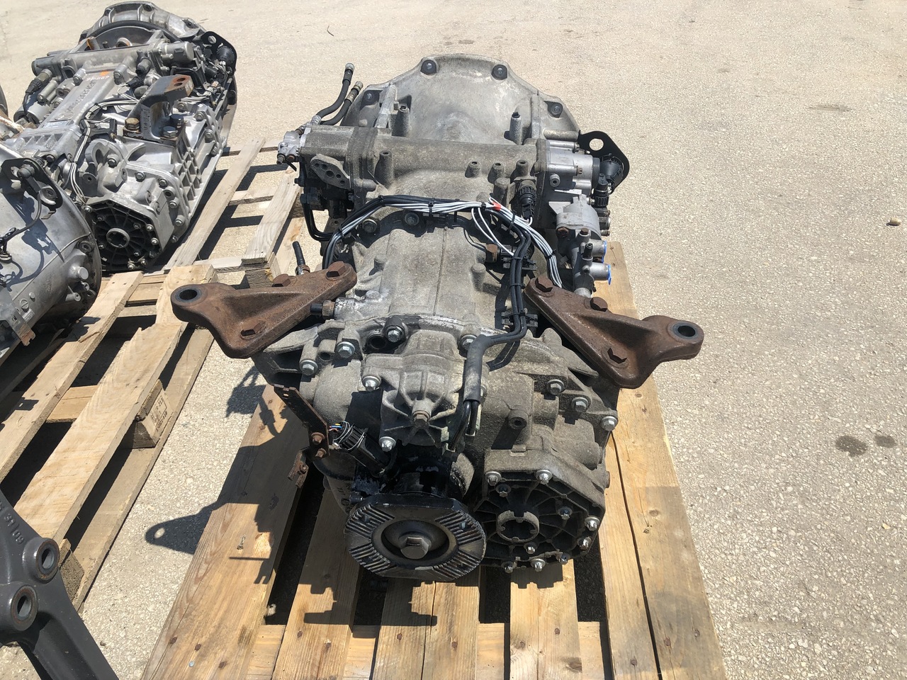 GEARBOX G131-9 AXOR - Cutie de viteze pentru Camion: Foto 4 GEARBOX G131-9 AXOR - Cutie de viteze pentru Camion: Foto 4