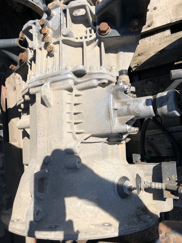 MERCEDES ATEGO G60-6 AND G56-6 - Cutie de viteze pentru Camion: Foto 4 MERCEDES ATEGO G60-6 AND G56-6 - Cutie de viteze pentru Camion: Foto 4