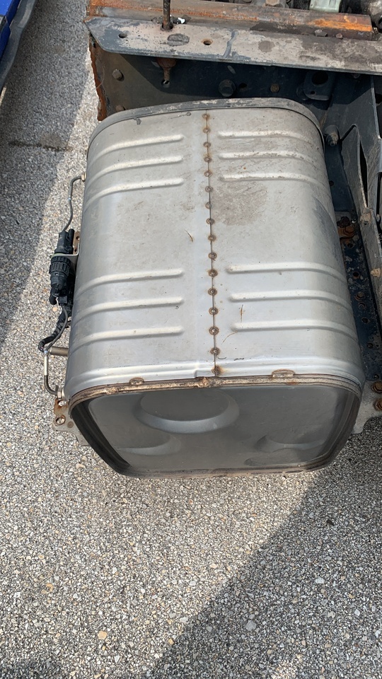 MERCEDES-BENZ ATEGO 1222 EURO 5 125L WITH NOX SENSOR - Convertor catalitic pentru Camion: Foto 1 MERCEDES-BENZ ATEGO 1222 EURO 5 125L WITH NOX SENSOR - Convertor catalitic pentru Camion: Foto 1