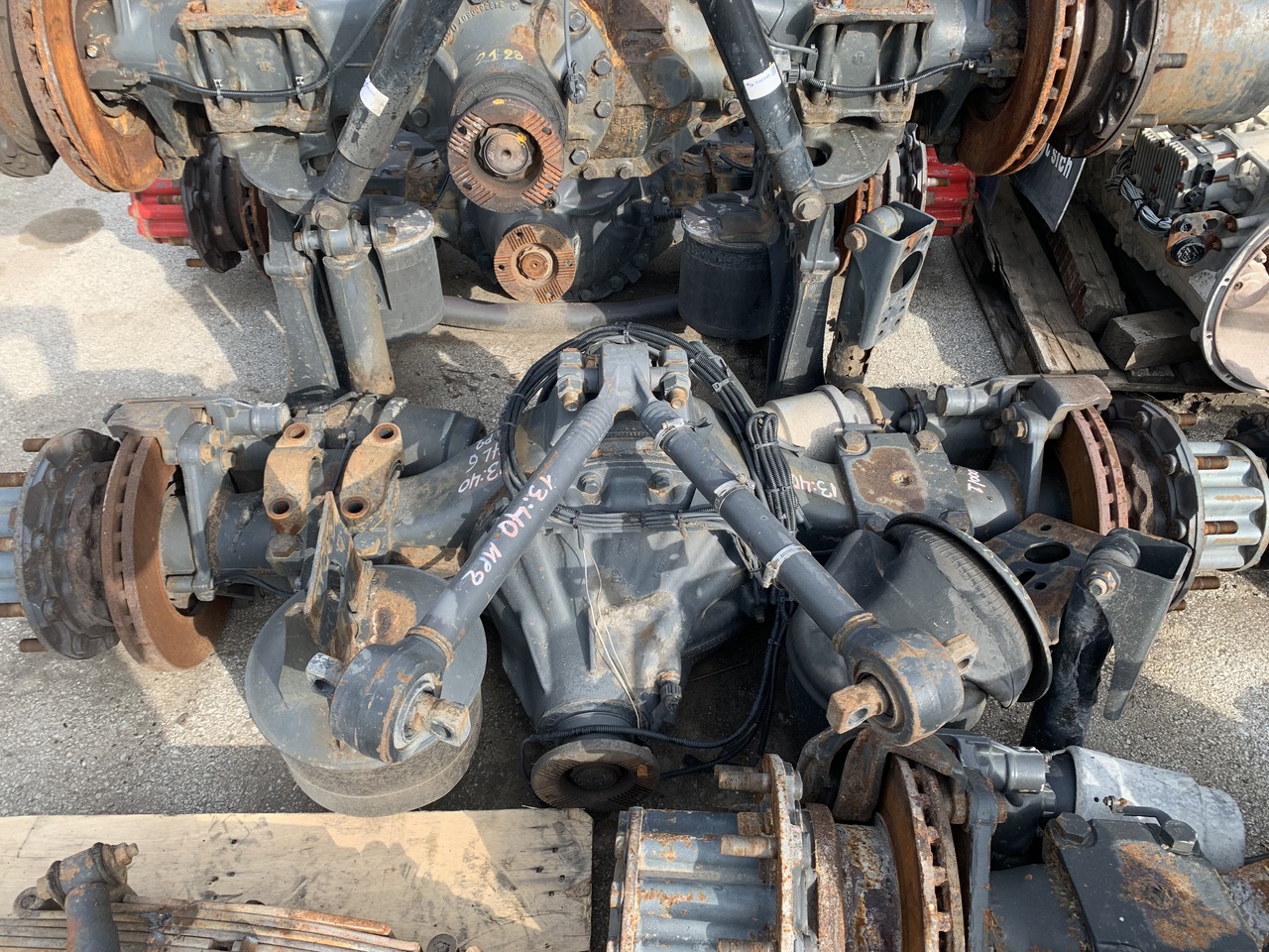 REAR AXLE HL6-FINAL DRIVE 13:40 ACTROS MP2 - Punte şi piese pentru Camion: Foto 5 REAR AXLE HL6-FINAL DRIVE 13:40 ACTROS MP2 - Punte şi piese pentru Camion: Foto 5