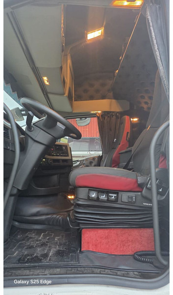 Cap tractor Volvo FH500: Foto 10 Cap tractor Volvo FH500: Foto 10