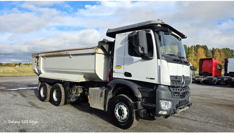 Mercedes-Benz 3558 6x4 2022 ONLY 113 tkm - Camion basculantă: Foto 1 Mercedes-Benz 3558 6x4 2022 ONLY 113 tkm - Camion basculantă: Foto 1