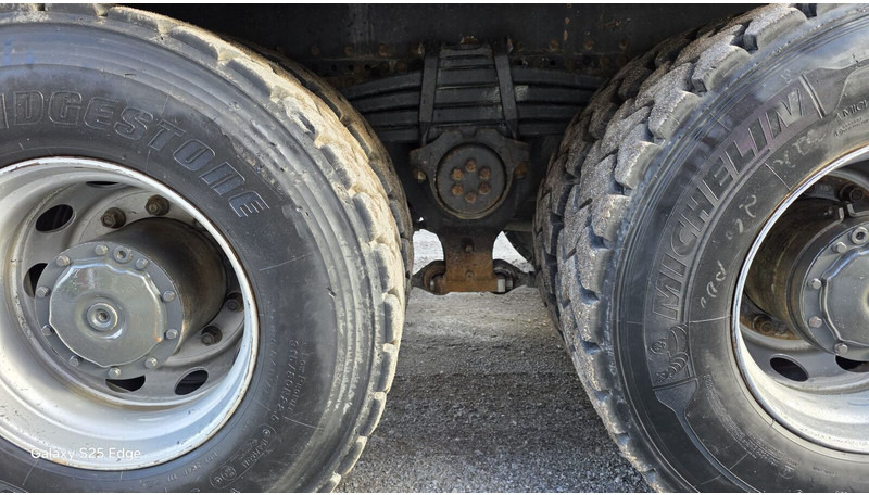 Camion basculantă Mercedes-Benz 3558 6x4 2022 ONLY 113 tkm: Foto 8 Camion basculantă Mercedes-Benz 3558 6x4 2022 ONLY 113 tkm: Foto 8