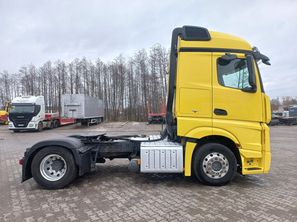 Mercedes-Benz ACTROS 1845 LS - Cap tractor: Foto 5 Mercedes-Benz ACTROS 1845 LS - Cap tractor: Foto 5