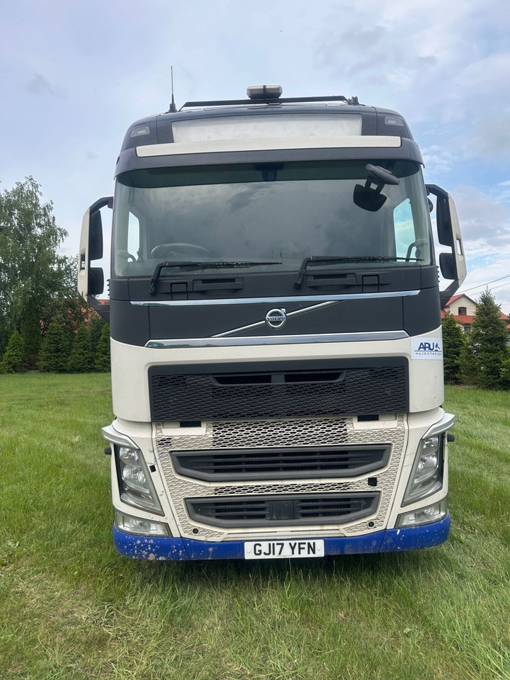 VOLVO FH500 6×2 - Cap tractor: Foto 4 VOLVO FH500 6×2 - Cap tractor: Foto 4