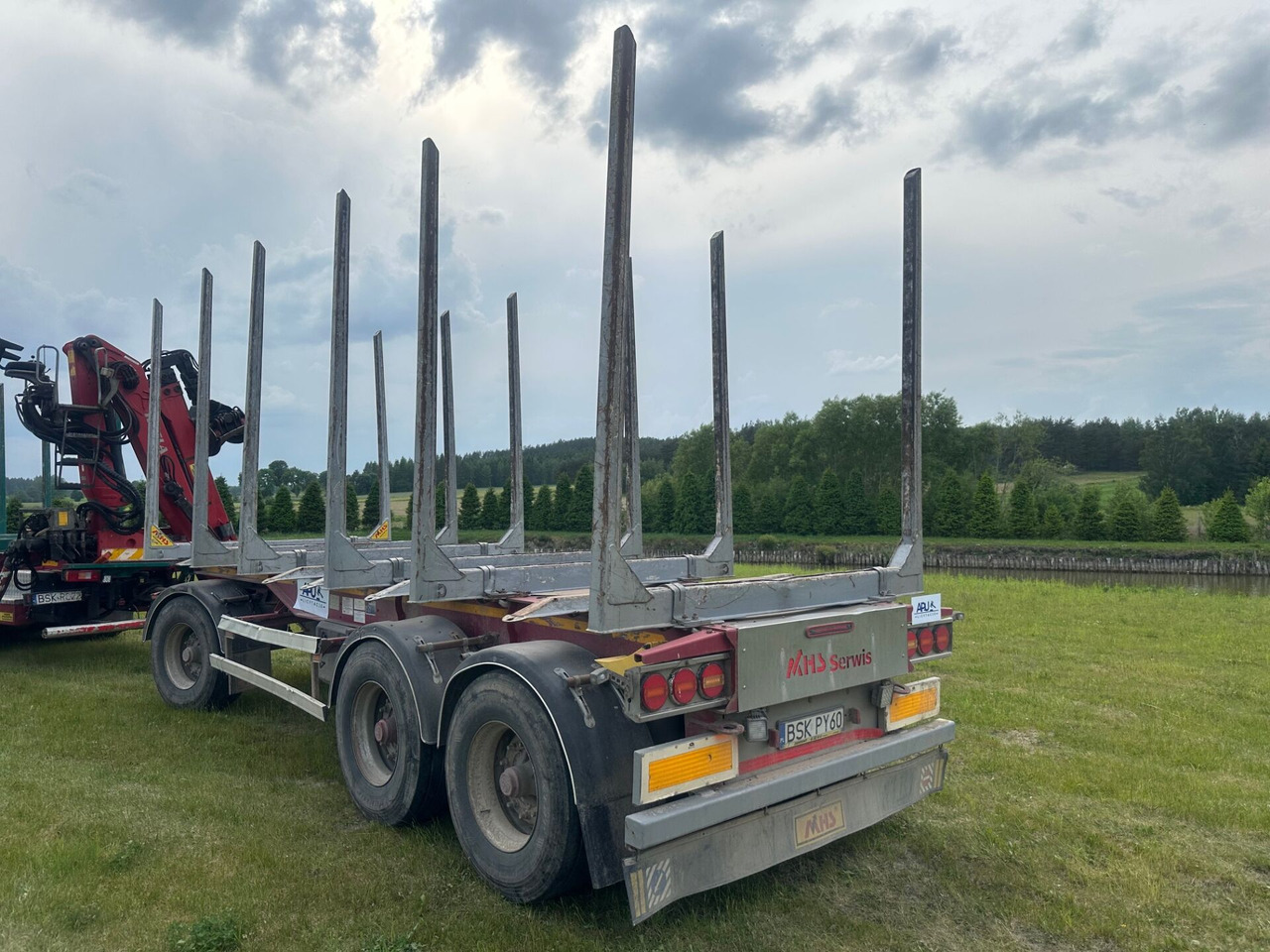 MHS przyczepa do przewozu drewna - Remorcă transport busteni: Foto 2 MHS przyczepa do przewozu drewna - Remorcă transport busteni: Foto 2