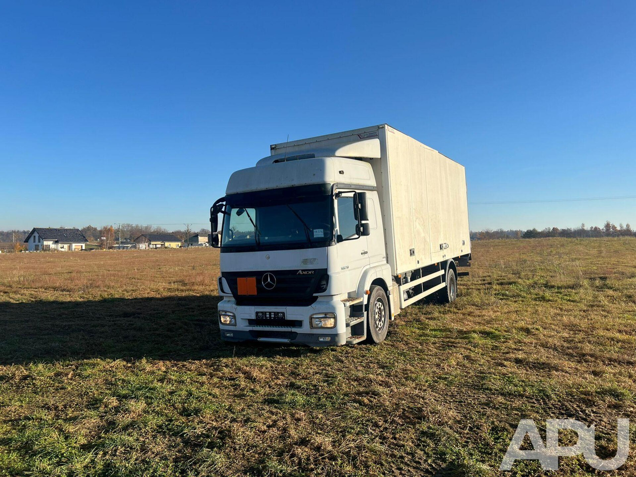 Mercedes-Benz Axor 1829 - Camion furgon: Foto 1 Mercedes-Benz Axor 1829 - Camion furgon: Foto 1