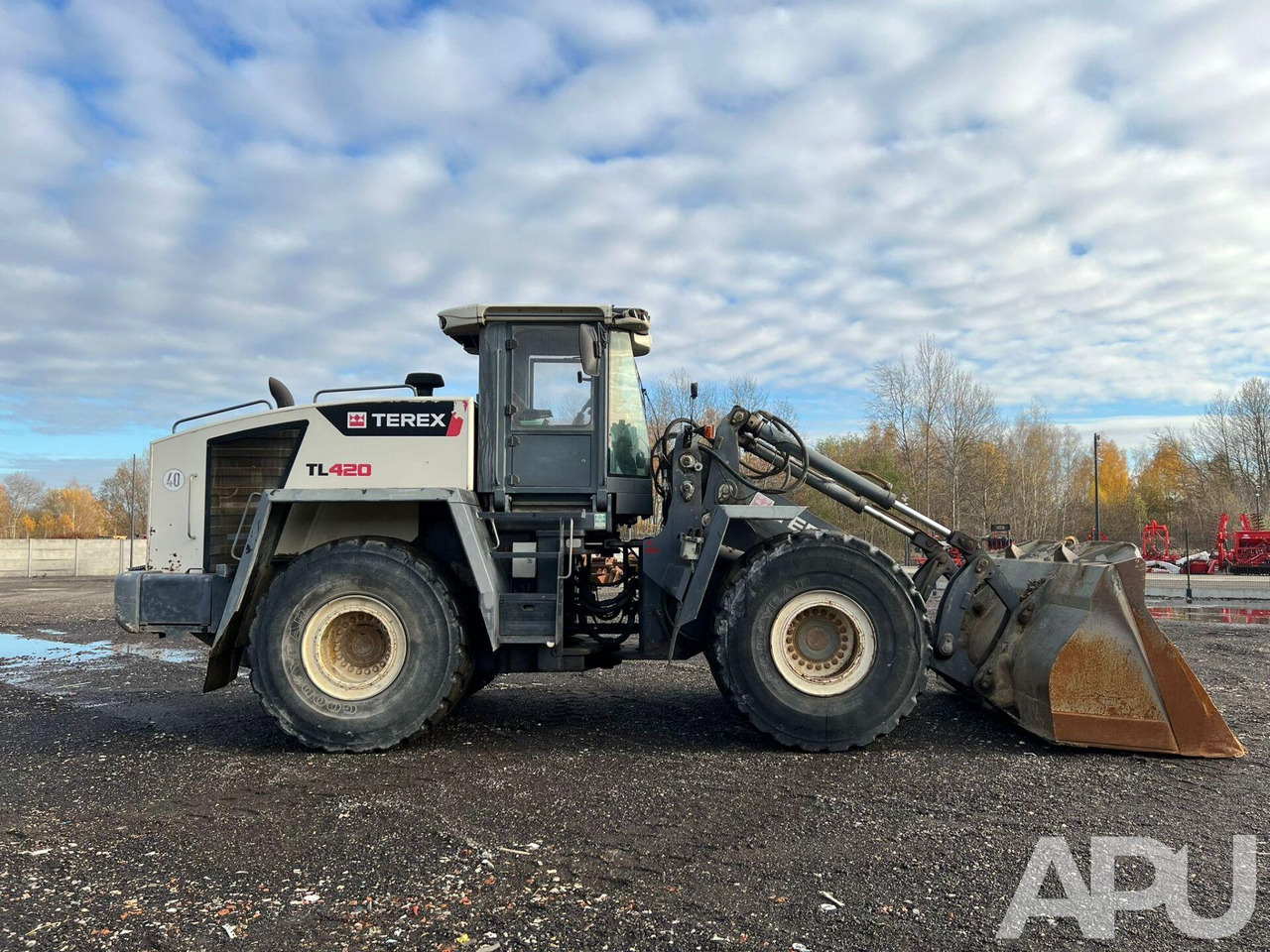 Terex TL420 - Încărcător frontal pe pneuri: Foto 4 Terex TL420 - Încărcător frontal pe pneuri: Foto 4