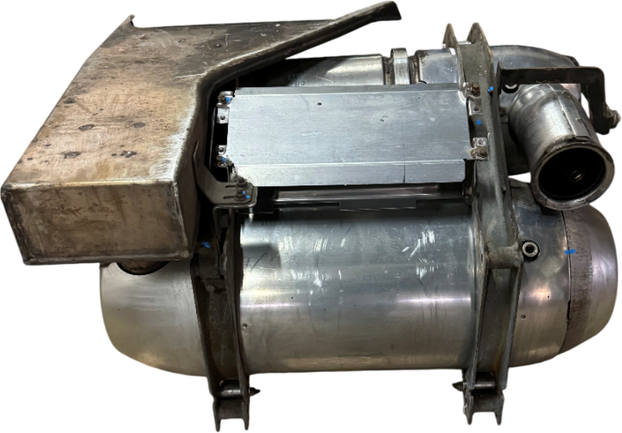 DAF LF EURO 6 KATALYSATOR COMPLEET GEREVISEERD + STATIEGELD 1714742REC - Convertor catalitic pentru Camion: Foto 2 DAF LF EURO 6 KATALYSATOR COMPLEET GEREVISEERD + STATIEGELD 1714742REC - Convertor catalitic pentru Camion: Foto 2