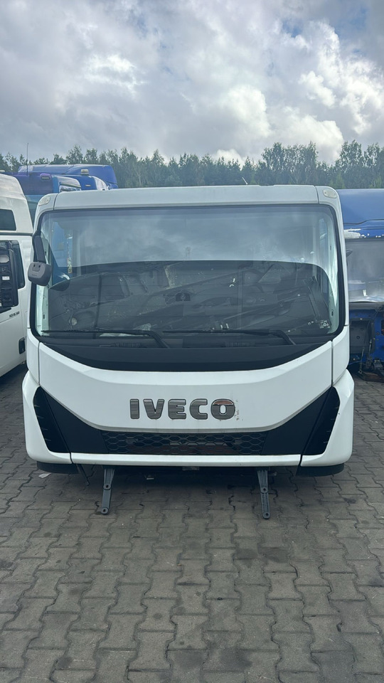 IVECO EUROCARGO 150-280 EURO 5-6 CABIN 4X2 NEW AUTOMATIC 000135A - Cabină pentru Camion: Foto 1 IVECO EUROCARGO 150-280 EURO 5-6 CABIN 4X2 NEW AUTOMATIC 000135A - Cabină pentru Camion: Foto 1